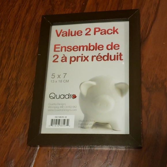 Wooden & plastic picture frames - Picture 3 of 4